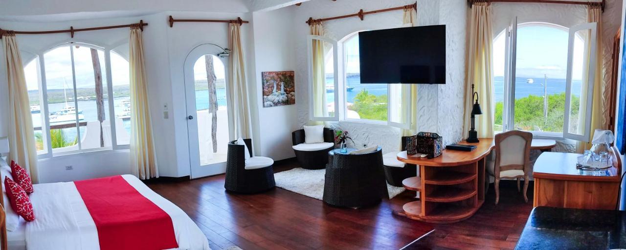 Hotel Angermeyer Waterfront Inn Puerto Ayora  Esterno foto